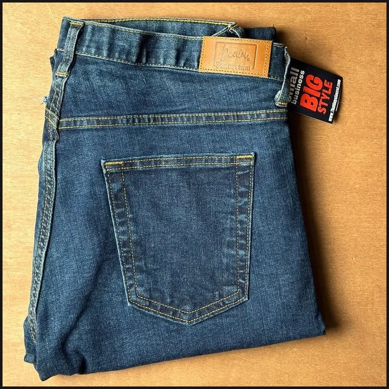 Easy Fit Denim (Slim Straight)