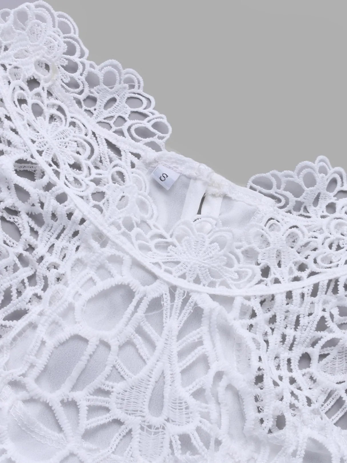 OEM ODM Crew Neck Round Neck Crochet Lace Embellished Hollow Long Sleeve White Blouses