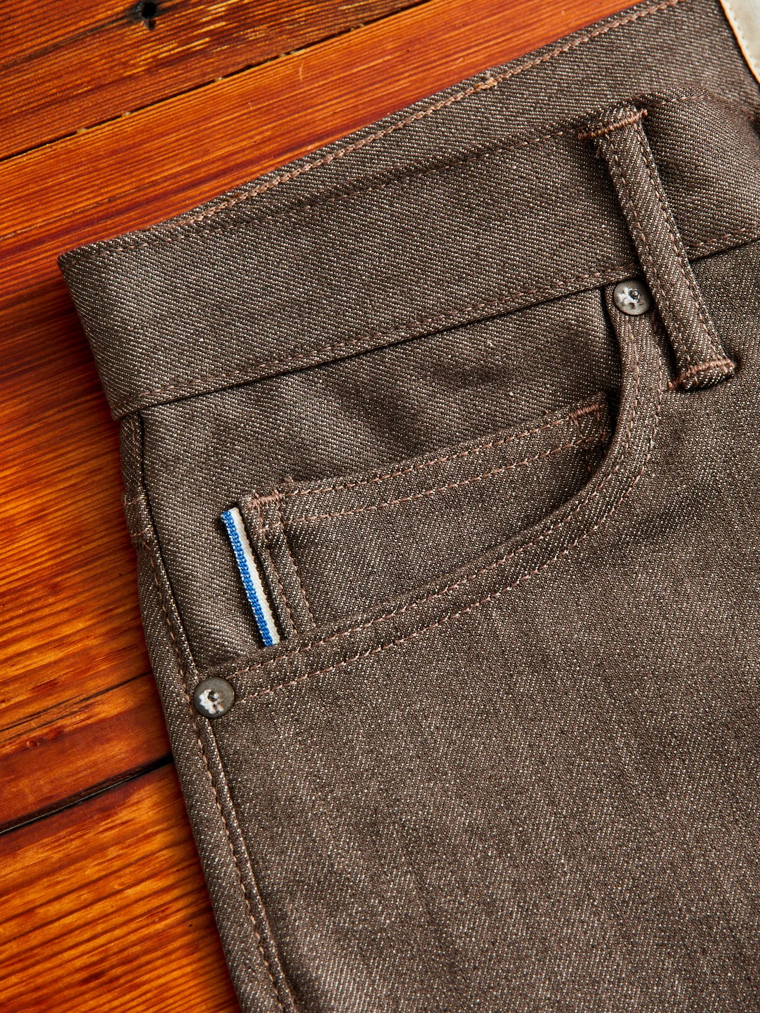 "Brown Raw" 10.5oz Stretch Selvedge Denim - Pen Slim